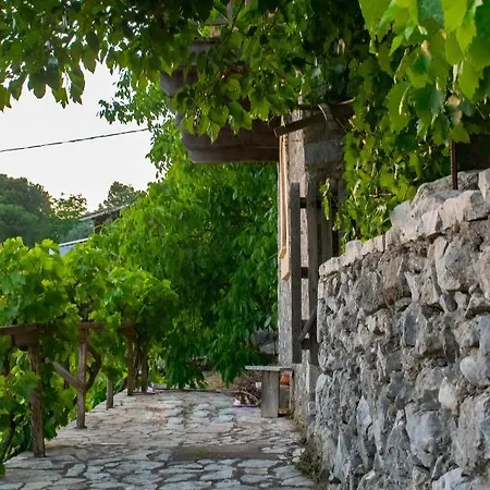 Arcadianis Lakeview Villa At Psari Arkadias Psarion Exterior photo